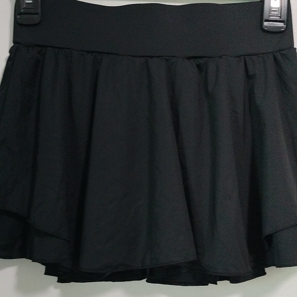 Running Sport double layer skort size S - Picture 6 of 16